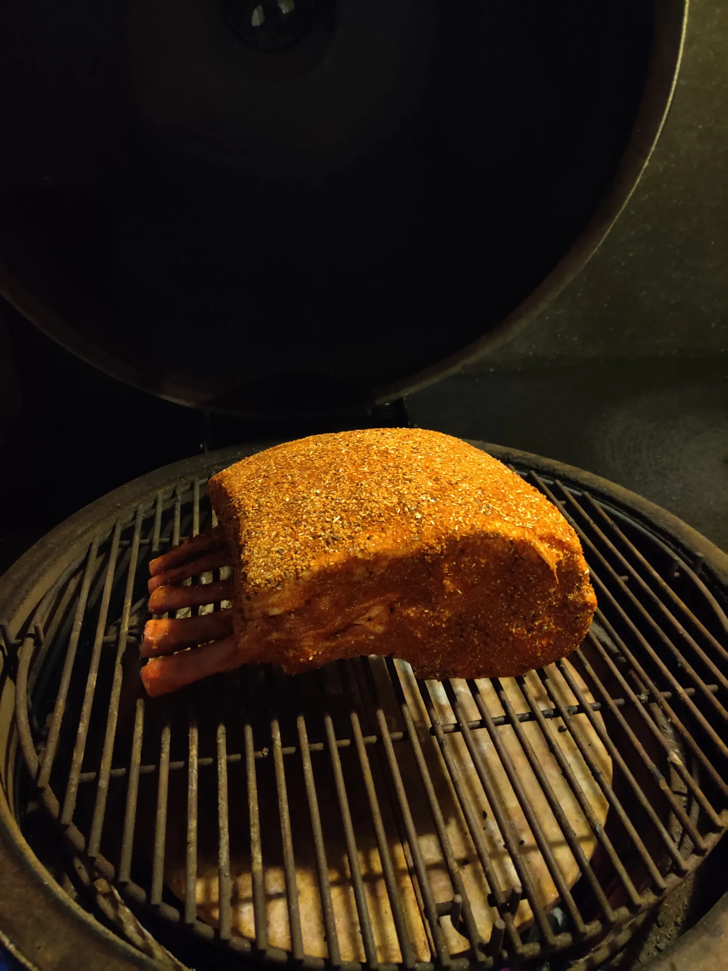 Rack of pork op de BBQ